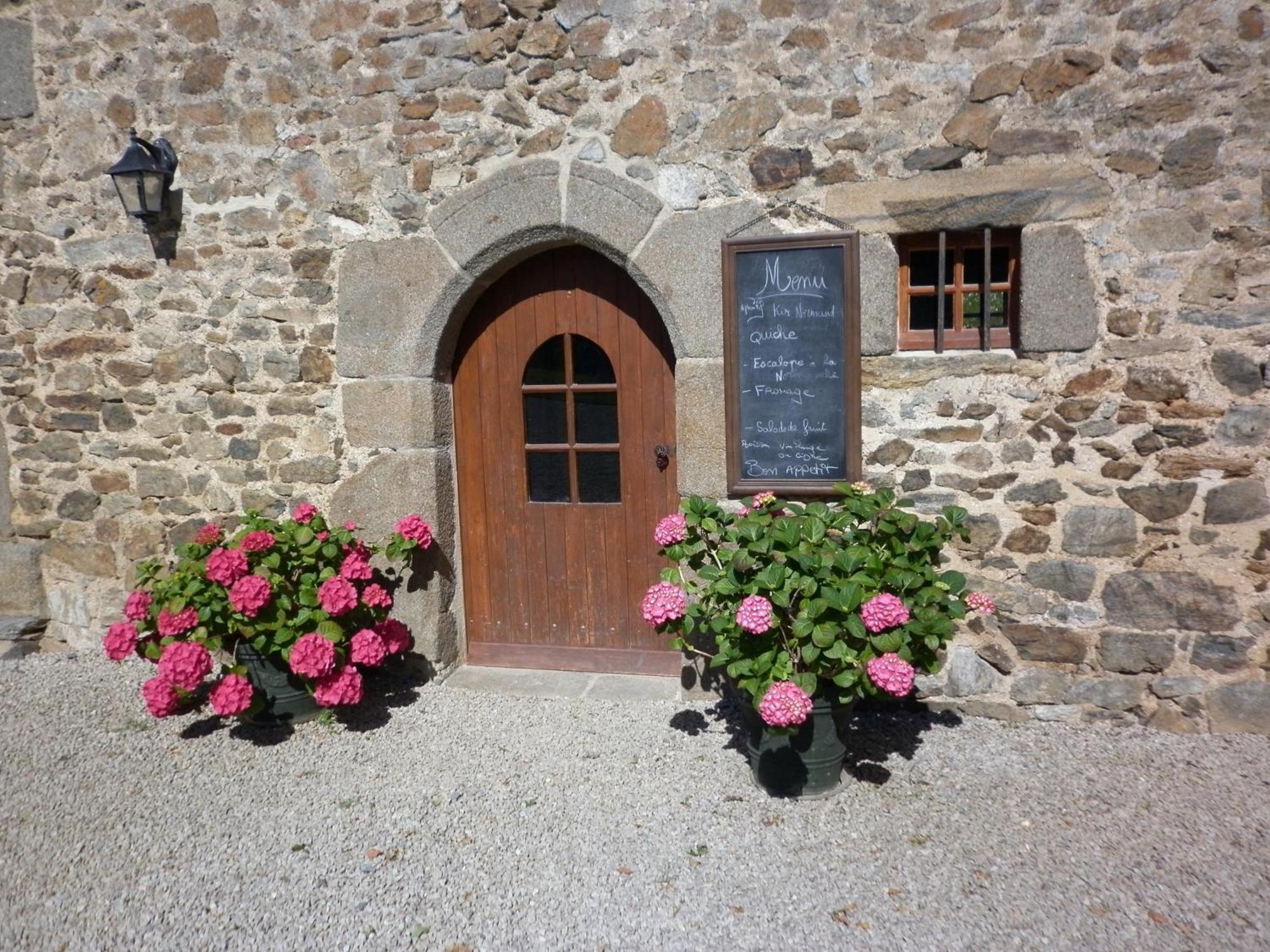 Bed and Breakfast Manoir De La Foulerie Ancteville Zewnętrze zdjęcie